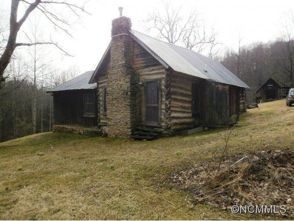 142 Marquis - Photo 2