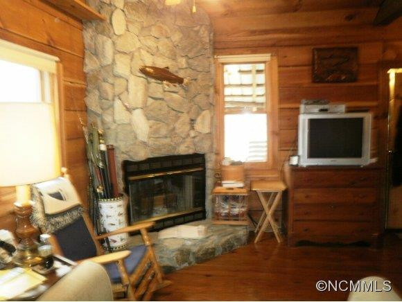 142 Marquis - Photo 5