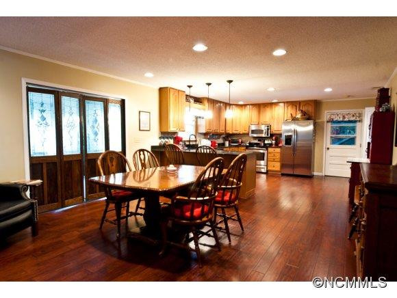 757 Country Club Drive - Photo 4