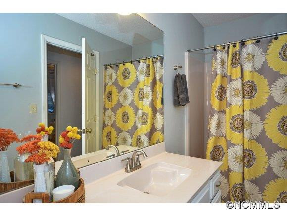 205 Cedarview Dr - Photo 12