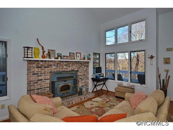 205 Cedarview Dr - Photo 4