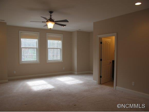 31 Winterhawk Drive - Photo 4