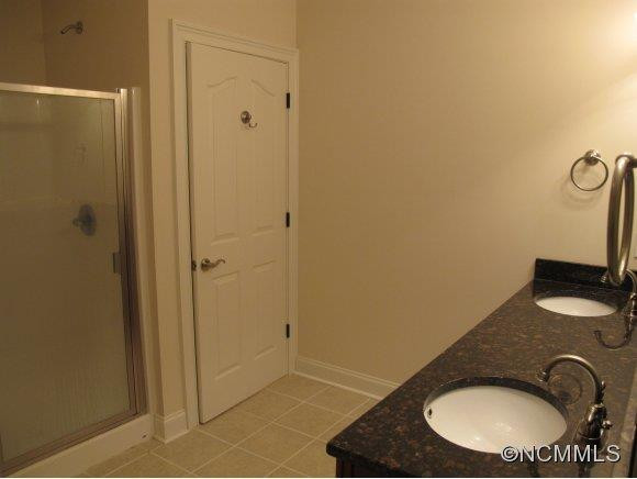 31 Winterhawk Drive - Photo 6