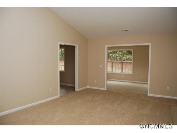 1102 Citation Cir - Photo 5