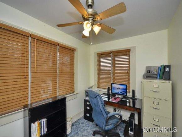 108 CARRIER ST - Photo 13