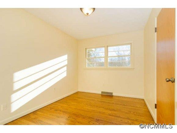 19  S Ridge Ave - Photo 11