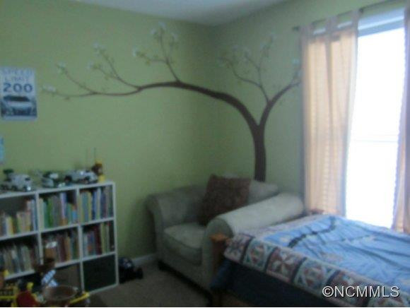 100 Newberry Drive - Photo 9