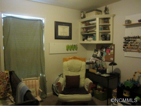 100 Newberry Drive - Photo 10