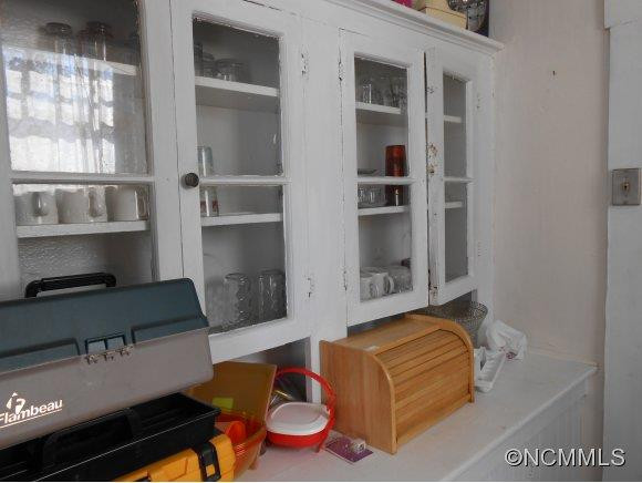 37 Monroe Place - Photo 11
