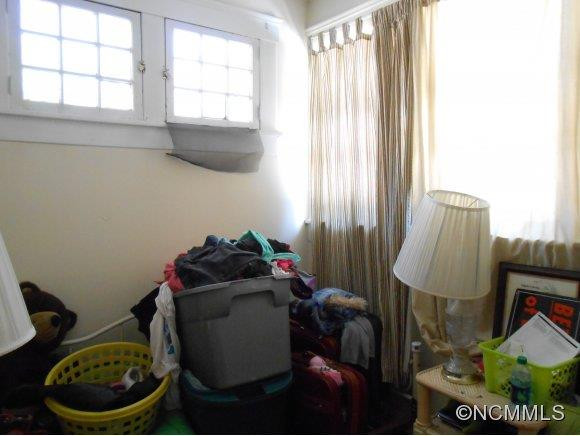 37 Monroe Place - Photo 14