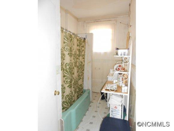37 Monroe Place - Photo 16