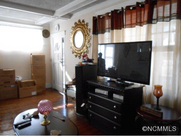 37 Monroe Place - Photo 7