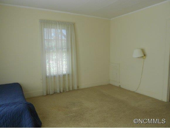141 Carolina Avenue - Photo 12