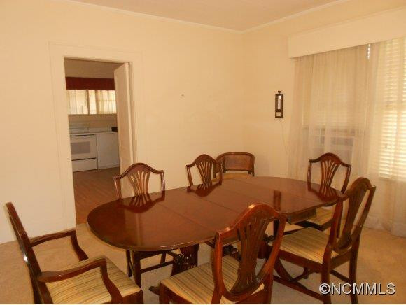 141 Carolina Avenue - Photo 5