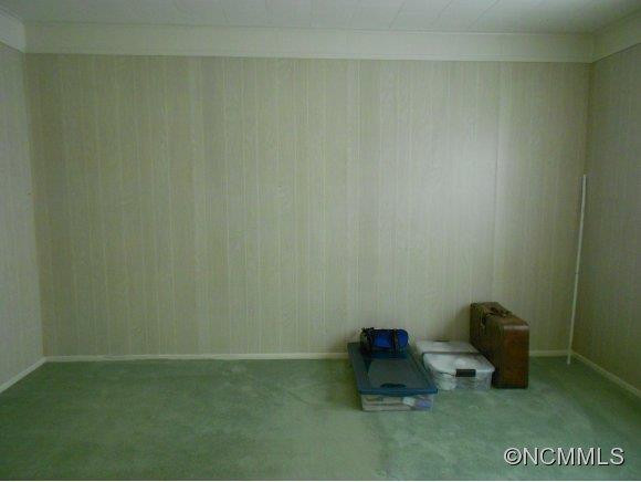 141 Carolina Avenue - Photo 8