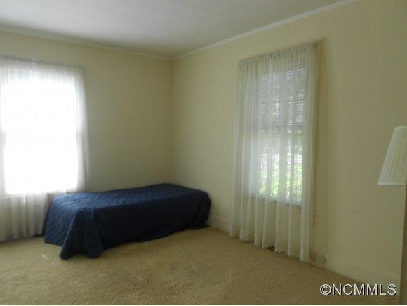 141 Carolina Avenue - Photo 10