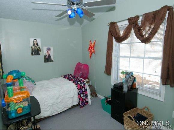 248 SUGAR MOUNTAIN ROAD - Photo 17