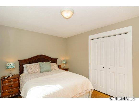 380 Pearson Dr - Photo 13