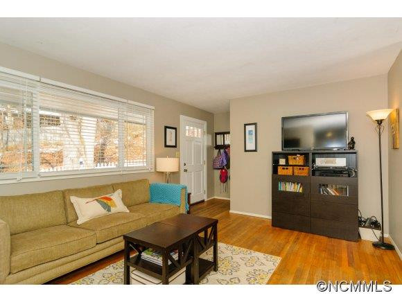 380 Pearson Dr - Photo 6
