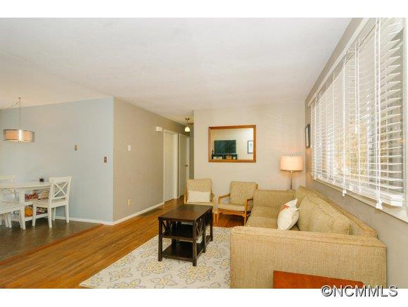 380 Pearson Dr - Photo 7