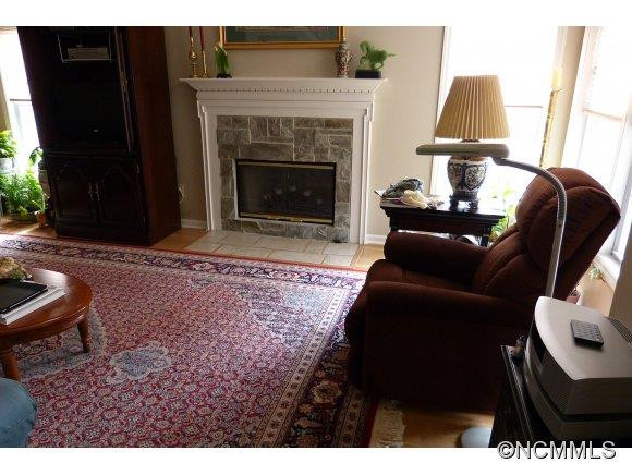 122 Wellington Drive - Photo 9