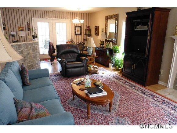 122 Wellington Drive - Photo 10