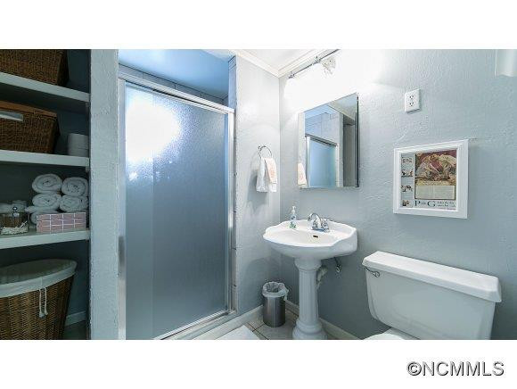 313 skyland drive - Photo 4