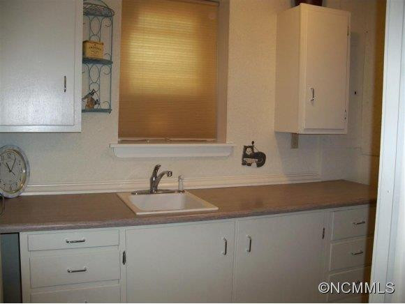 414 Wild Horse Lane - Photo 17