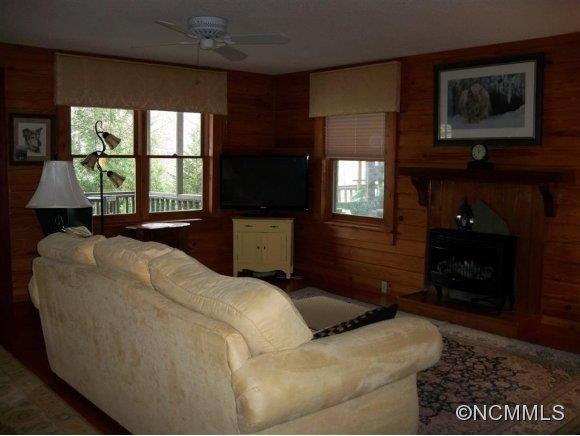 414 Wild Horse Lane - Photo 4
