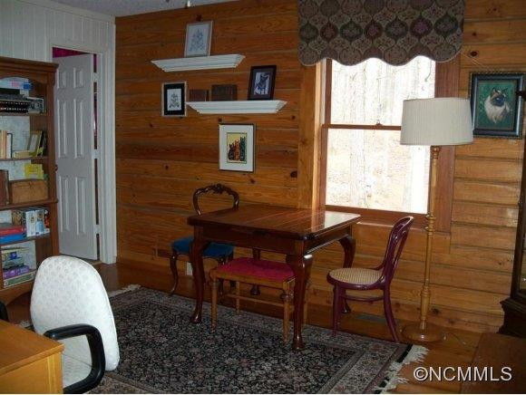 414 Wild Horse Lane - Photo 9