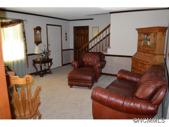 180 Marie Cothenia Drive - Photo 8