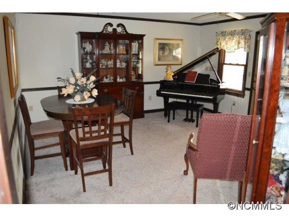 180 Marie Cothenia Drive - Photo 10
