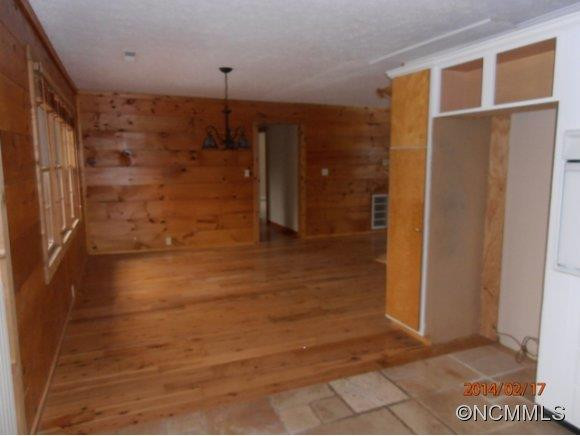 64 Scarlett Drive - Photo 3