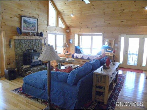 283 The High Road - Photo 8