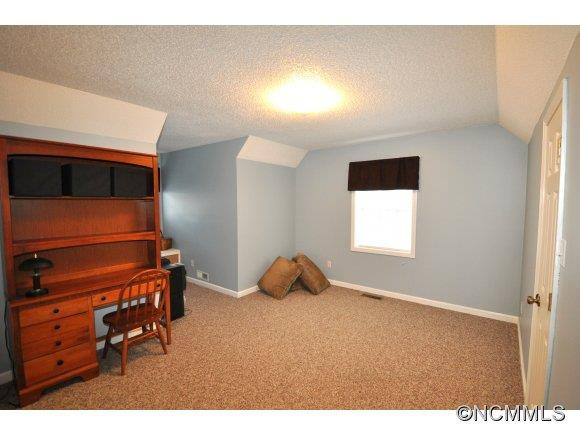 213 Waterford Drive - Photo 11