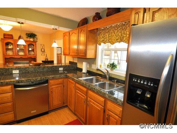 213 Waterford Drive - Photo 6