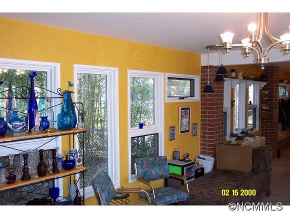 631 Ferncliff Lane - Photo 4
