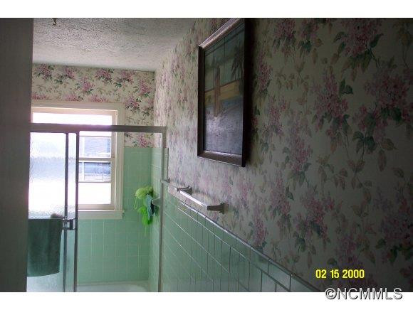 631 Ferncliff Lane - Photo 10