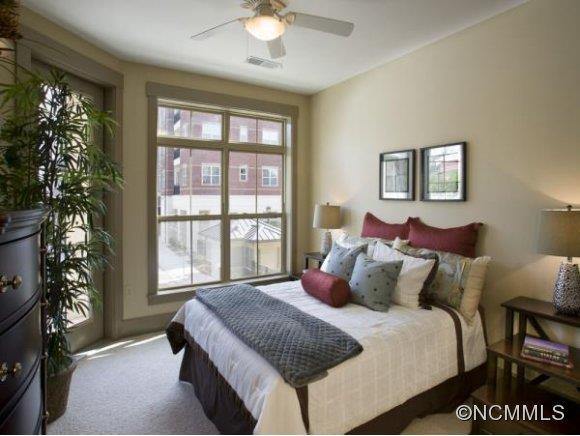 5 FARLEIGH ST #107 - Photo 5