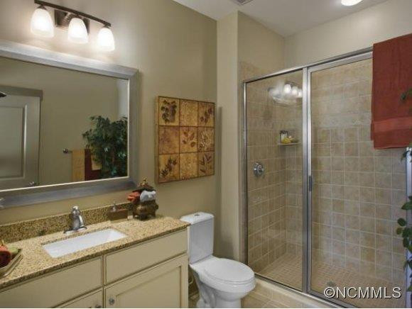 5 FARLEIGH ST #107 - Photo 9
