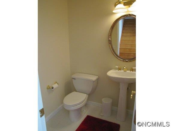 101 West Pointe Drive - Photo 15