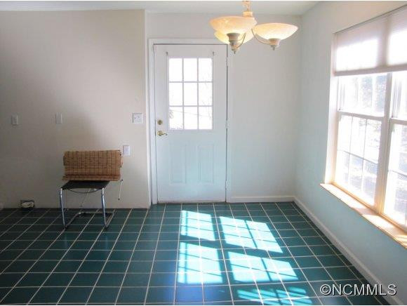 101 West Pointe Drive - Photo 20