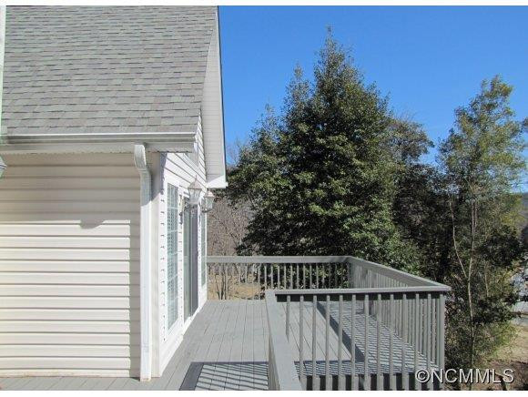 101 West Pointe Drive - Photo 23