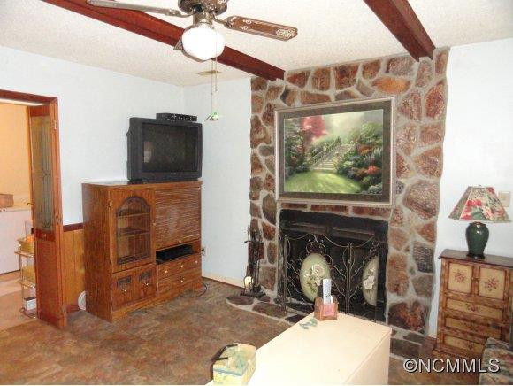 61 Lynwood Circle - Photo 17
