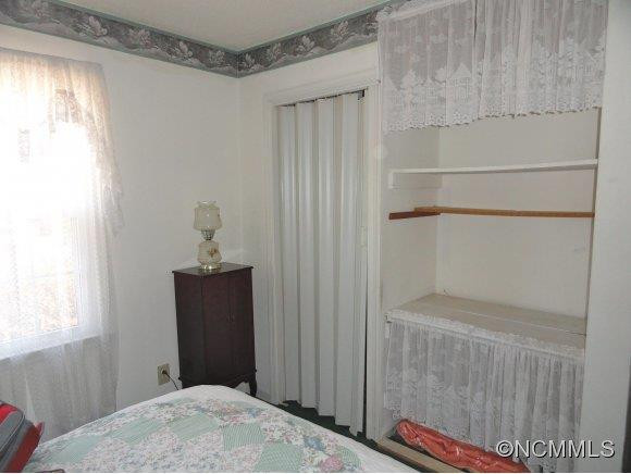 61 Lynwood Circle - Photo 8