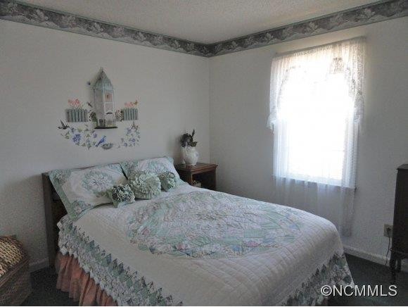 61 Lynwood Circle - Photo 9