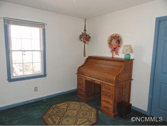 61 Lynwood Circle - Photo 10