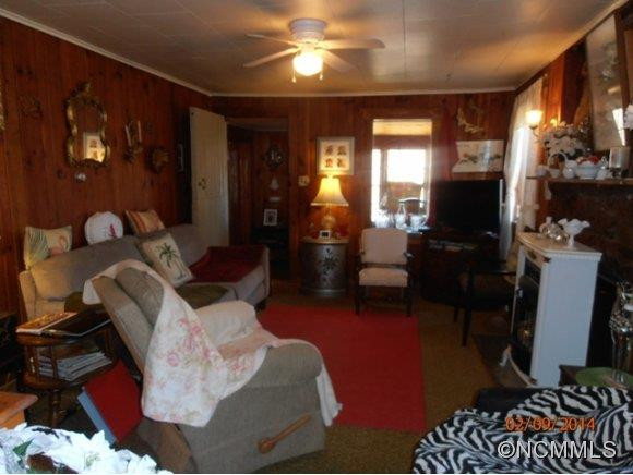 2762 Saint Pauls Rd - Photo 3