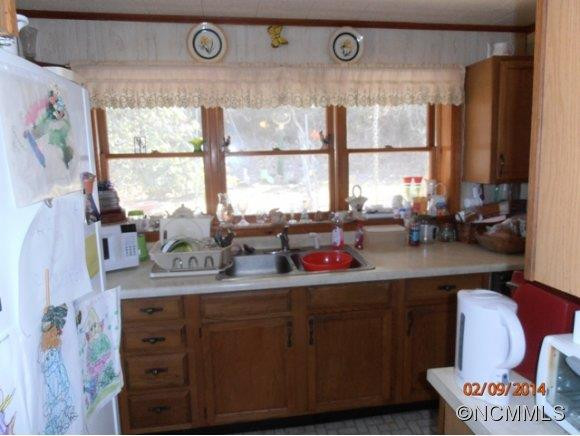2762 Saint Pauls Rd - Photo 4