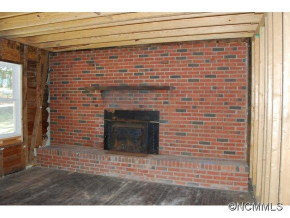 70 Sycamore Cir - Photo 2